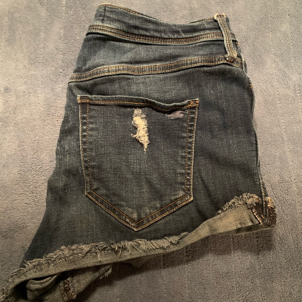 Hollister shorts!